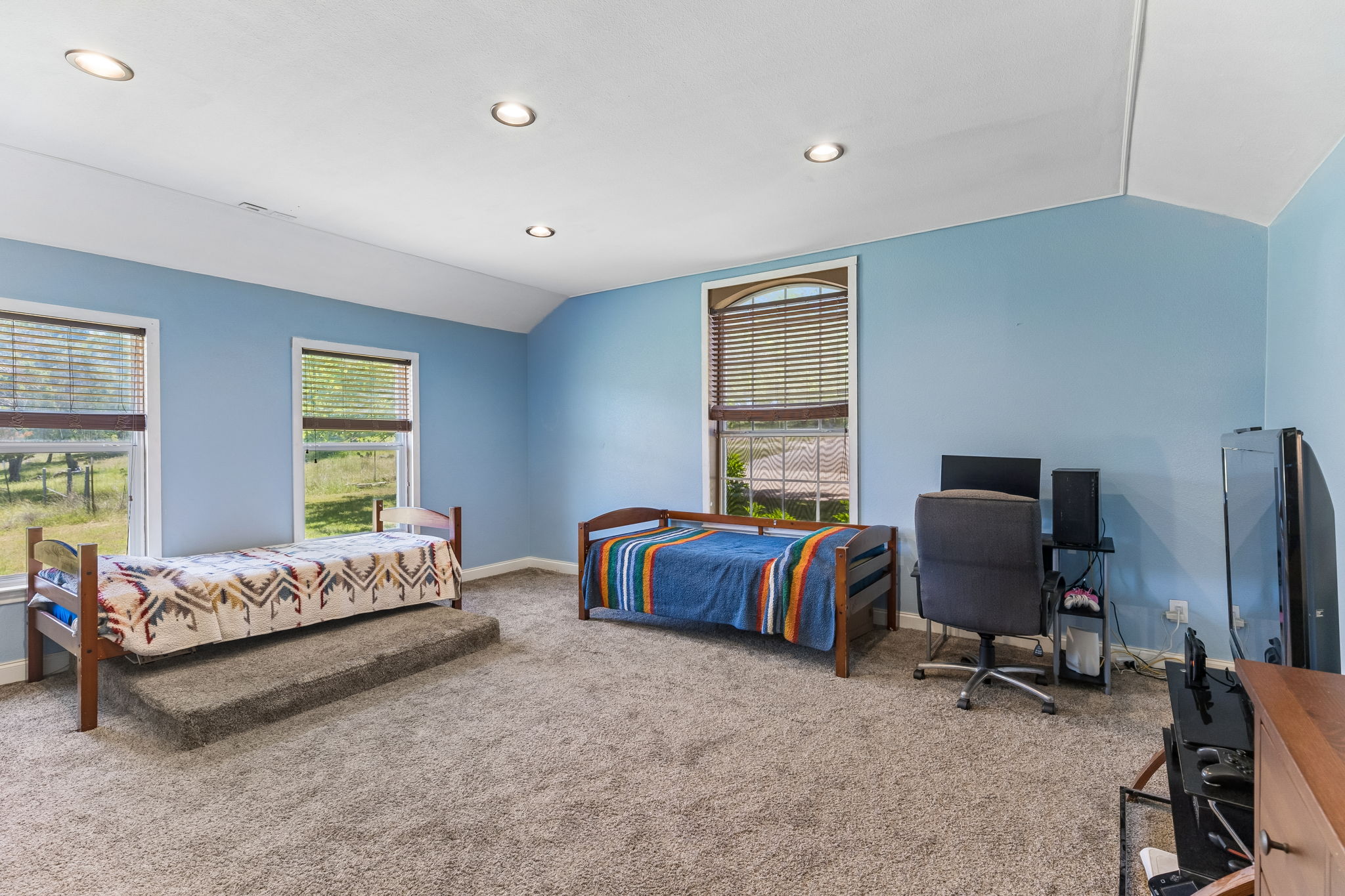 401 Twin Springs Road Georgetown, TX 78633 - Photo 19 of 40