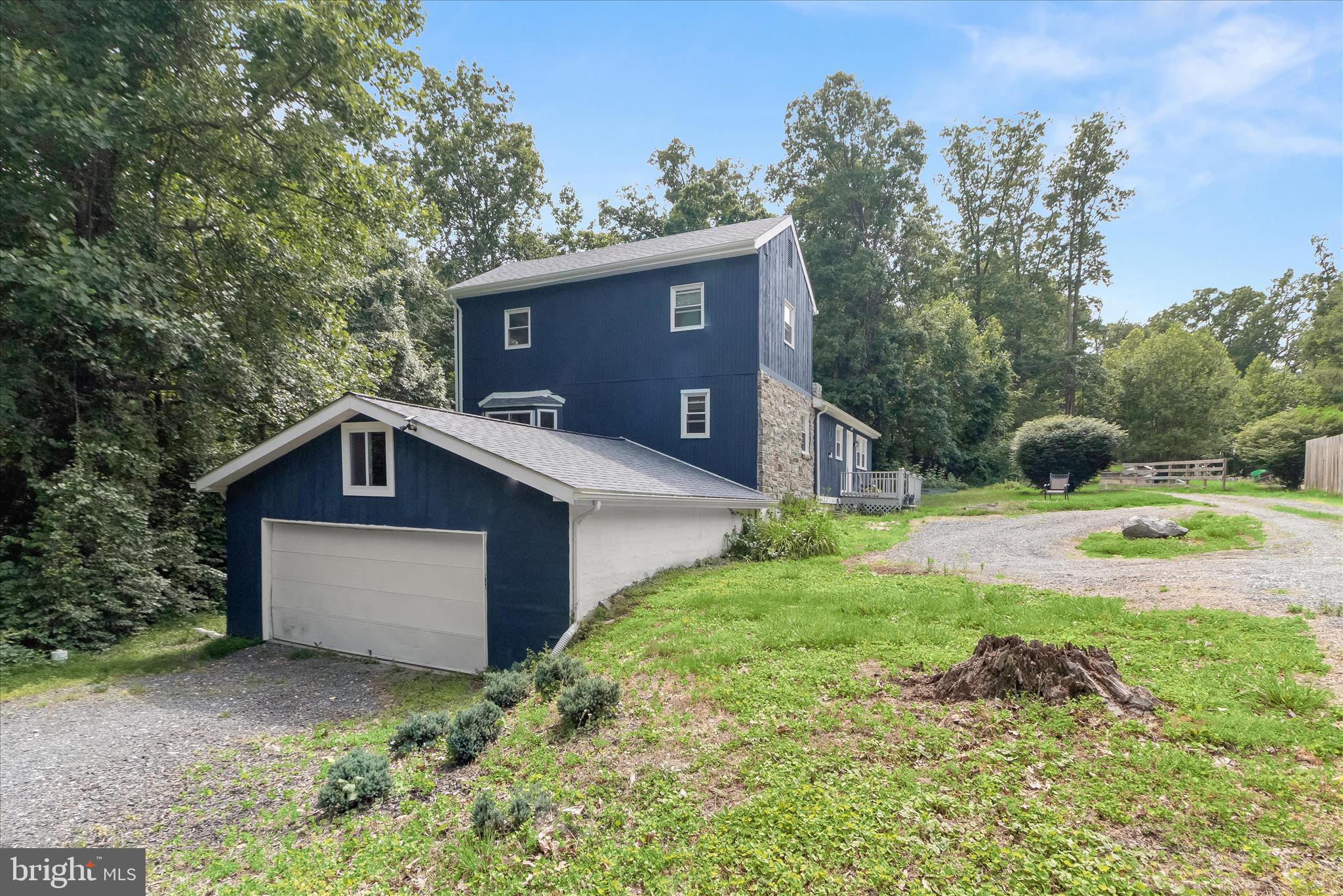 14213 Longnecker Road Reisterstown, MD 21136 - Photo 28 of 44 a front view of a house with garden