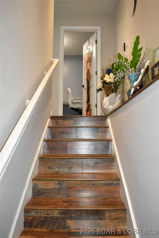 $379,000 | 508 Petunia Road, Camdenton, MO 65020