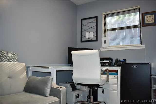 $379,000 | 508 Petunia Road, Camdenton, MO 65020