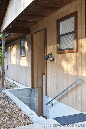 $379,000 | 508 Petunia Road, Camdenton, MO 65020