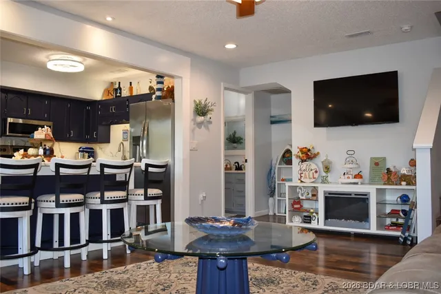 $379,000 | 508 Petunia Road, Camdenton, MO 65020