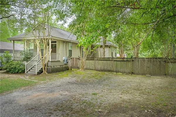 $300,000 | 201 South Taylor Street, Covington, LA 70433