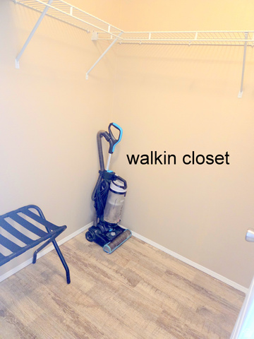 0 Nutter Avenue Thompson, UT 84540 - Photo 12 of 44 View of walk in closet