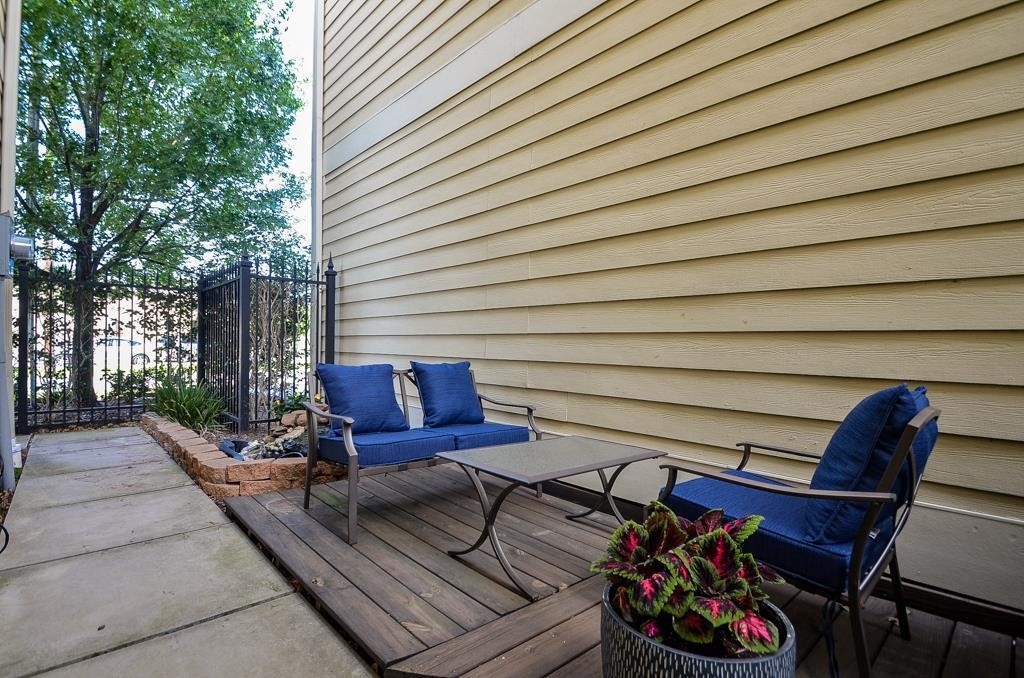 2322 Beall Street Houston, TX 77008 - Photo 13 of 14