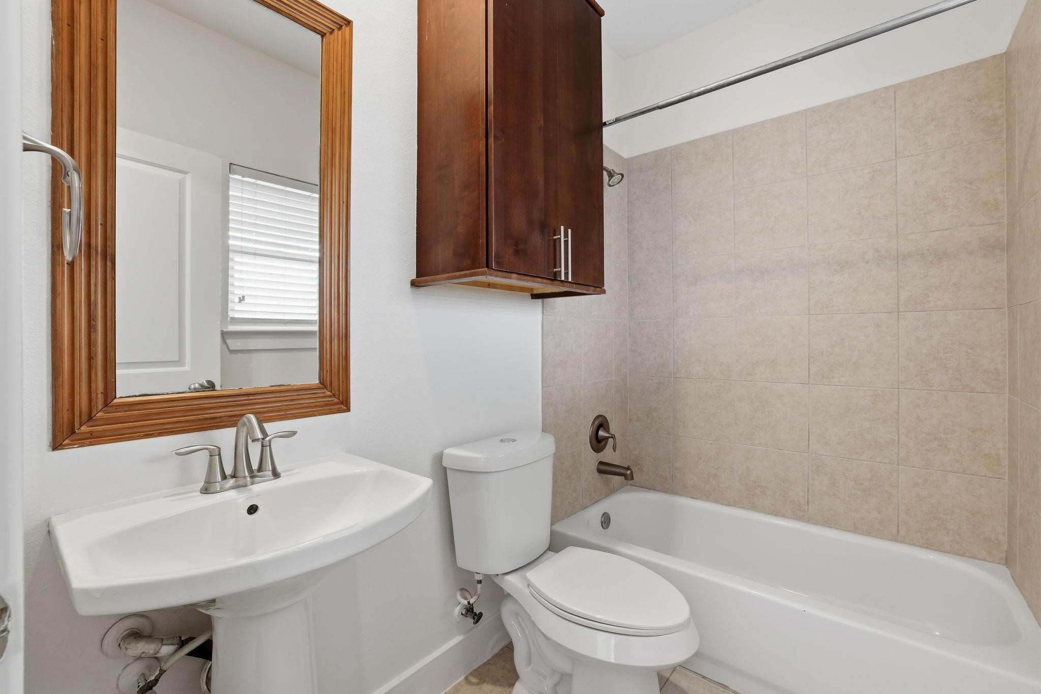 2322 Beall Street Houston, TX 77008 - Photo 10 of 14