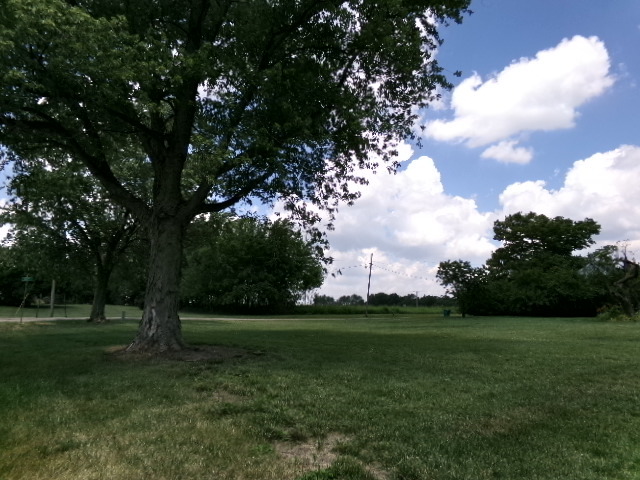 2515 Church Street Clinton, IL 61727 - Photo 2 of 5 a view of a park