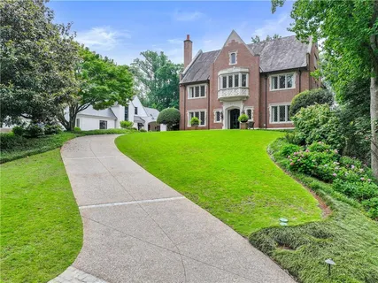 $5,250,000 | 369 Pine Tree Drive Northeast, Atlanta, GA 30305