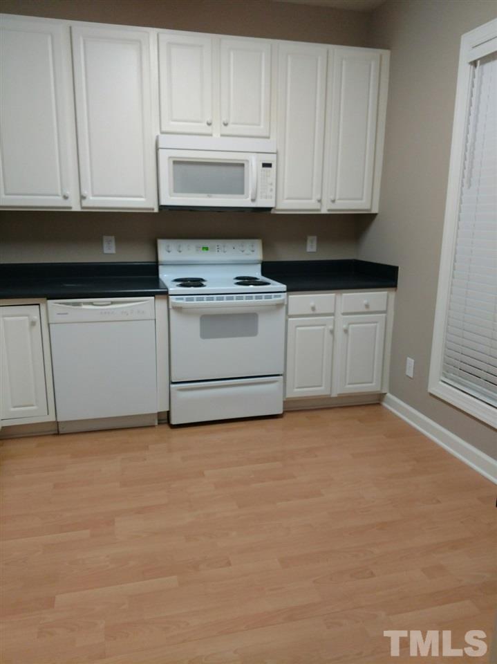 9029 Grassington Way Raleigh, NC 27615 - Photo 4 of 12