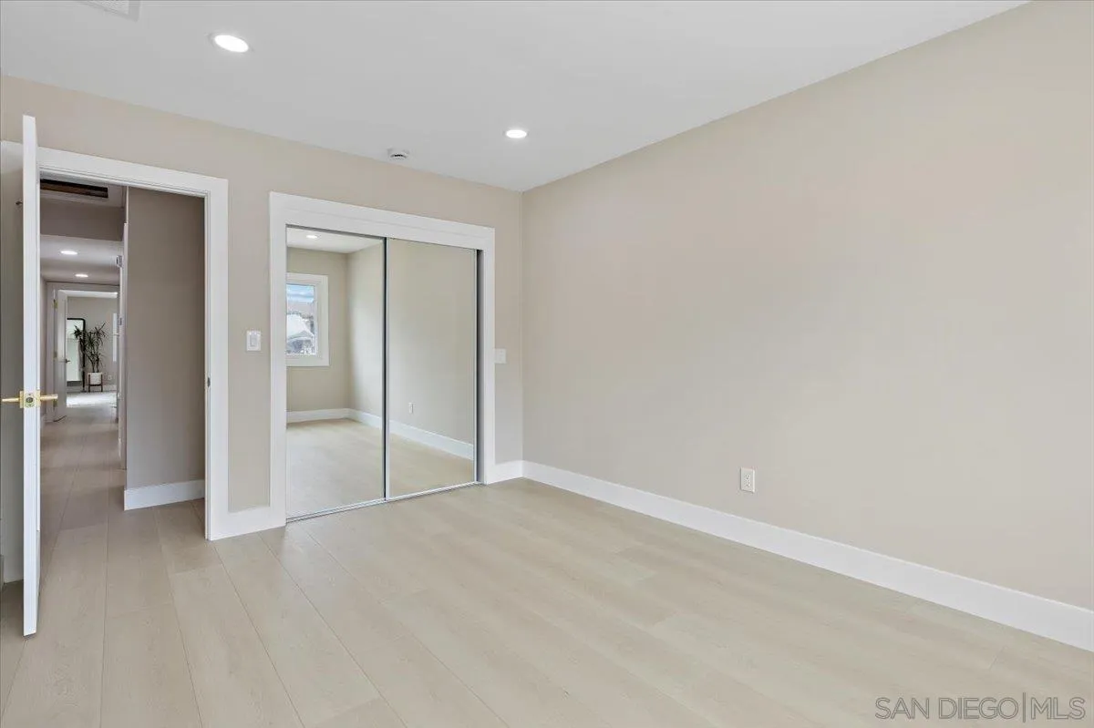 3663 Oleander Drive San Diego, CA 92106 - Photo 29 of 46 en empty room with closet