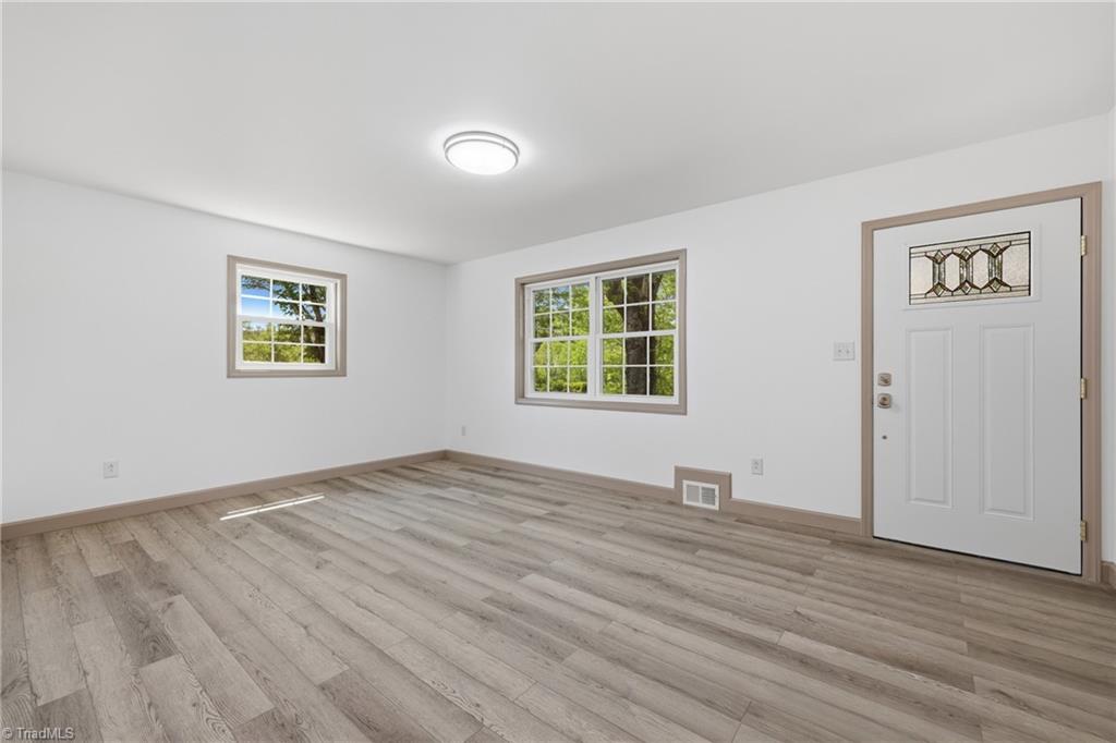954 Parsonville Road Purlear, NC 28665 - Photo 31 of 45 Gallery Image 31