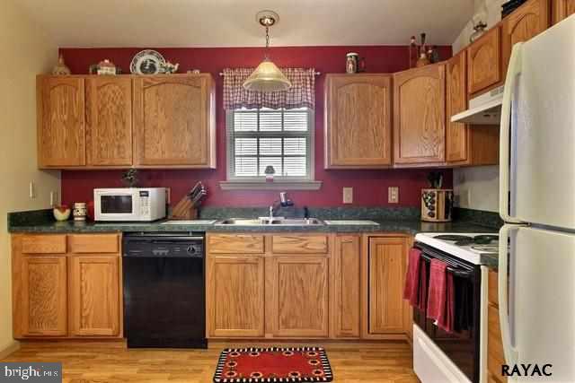 4080 Bull Road Dover, PA 17315 - Photo 3 of 26