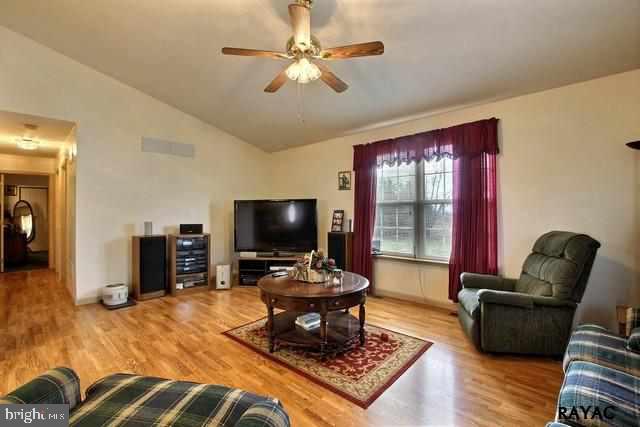 4080 Bull Road Dover, PA 17315 - Photo 7 of 26