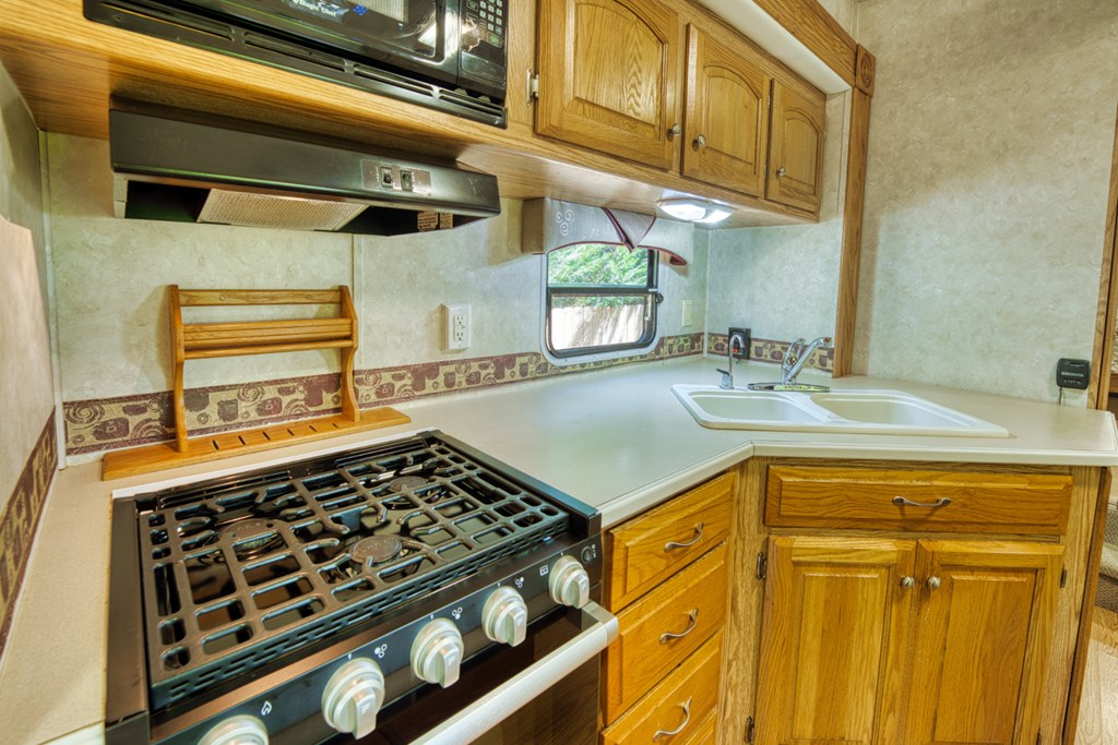 112 3rd Street Ellijay, GA 30540 - Photo 14 of 29