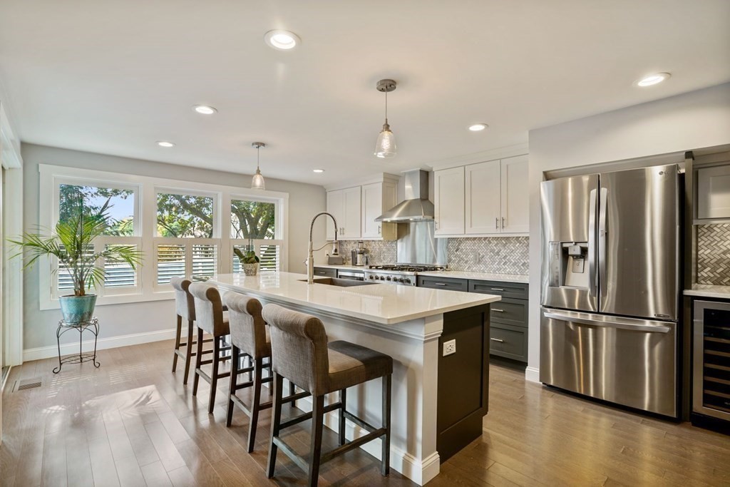 23 Glenburn Road Arlington, MA 02476 - Photo 8 of 41 Gallery Image 8