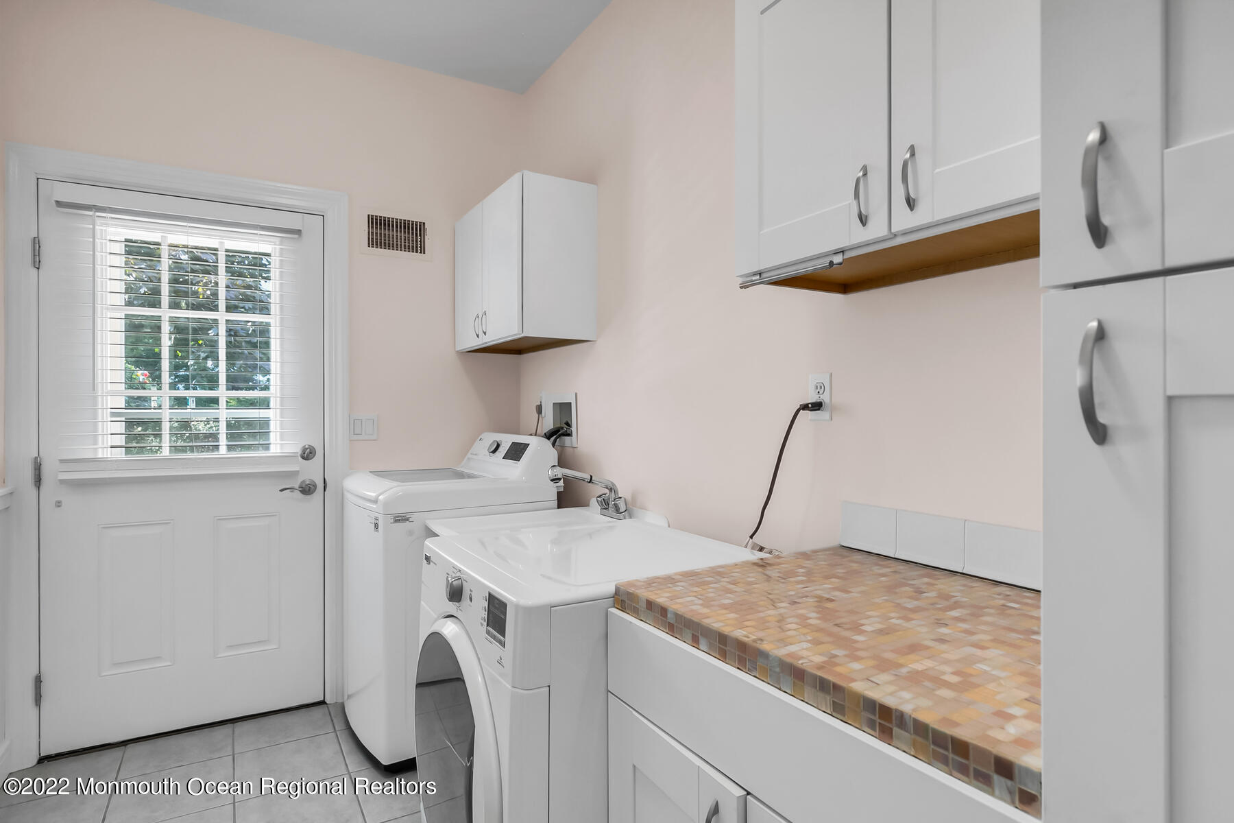 41 3rd Street Rumson, NJ 07760 - Photo 44 of 60 41 3rd St Rumson NJ 07760 USA-036-034-1F