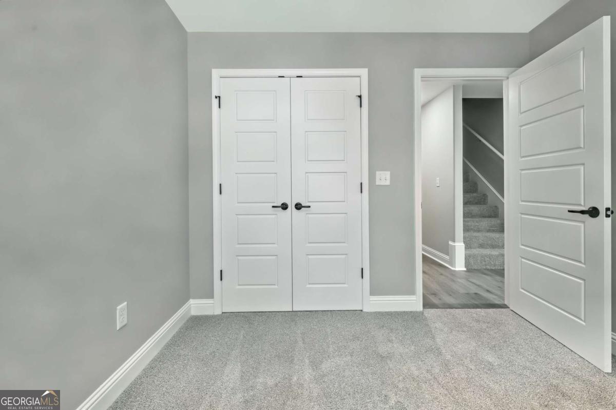 411 Madison Avenue St. Marys, GA 31558 - Photo 12 of 41 an empty room with closet