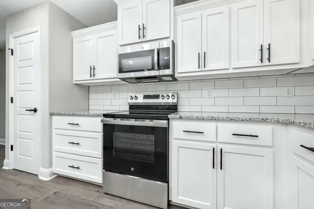 $1,750 | 411 Madison Avenue, St. Marys, GA 31558