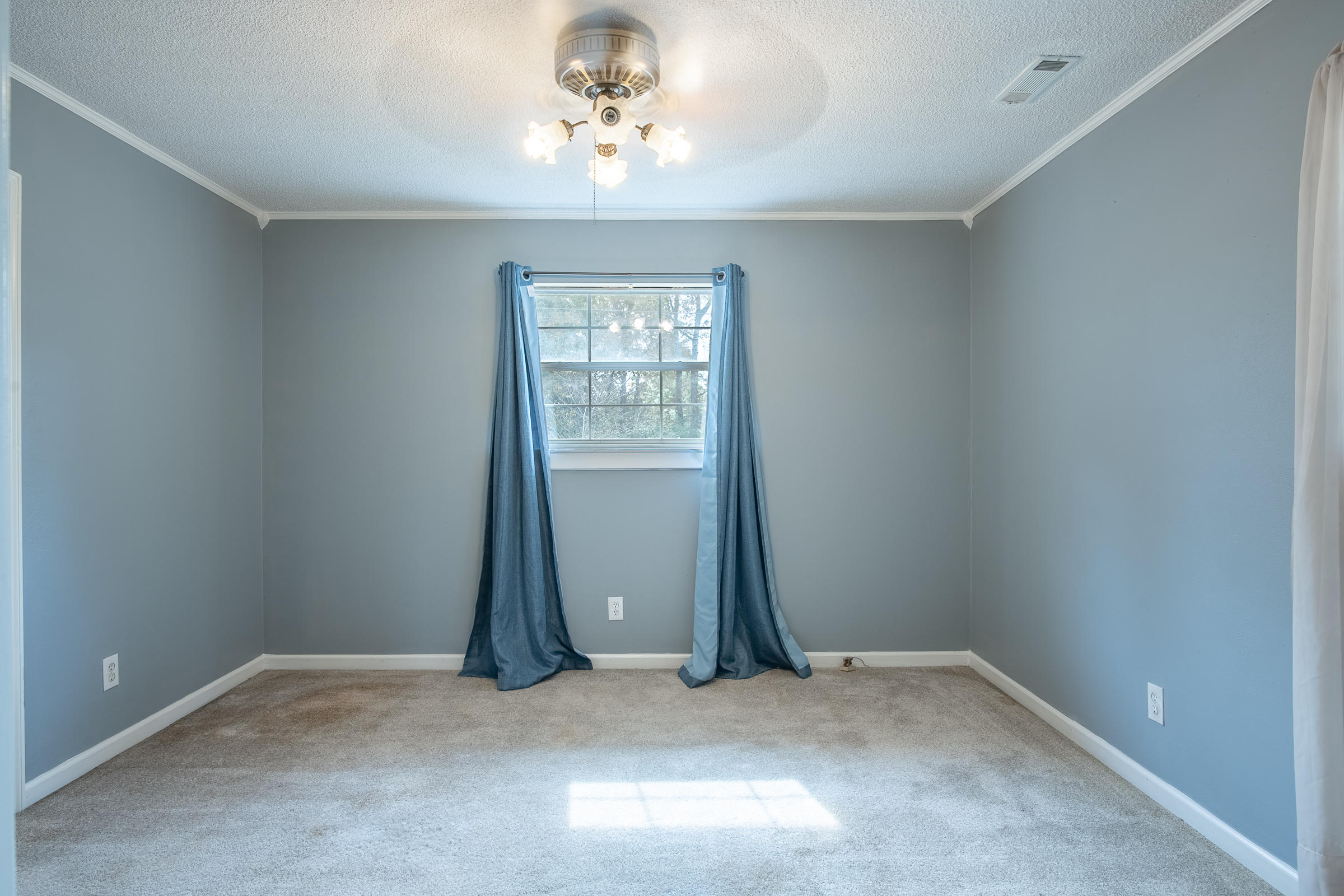 1369 Wooten Road Ringgold, GA 30736 - Photo 11 of 31 Wooten-10
