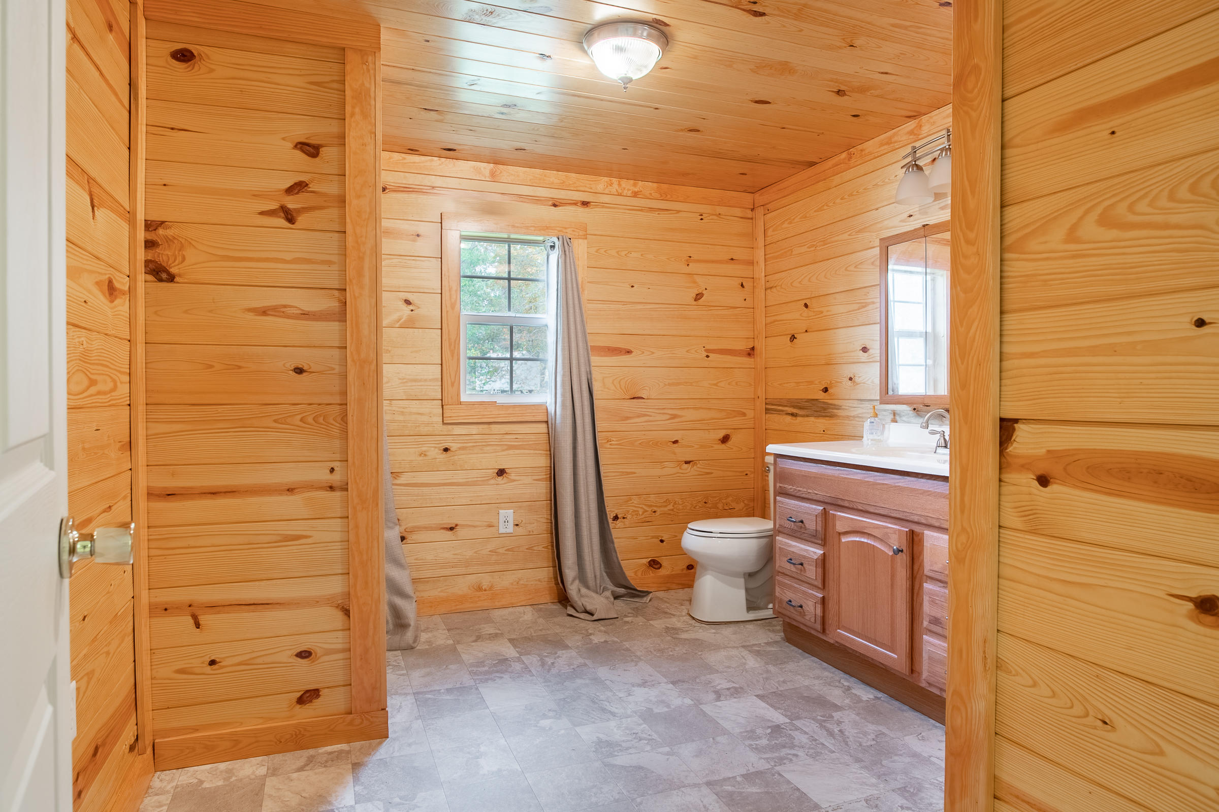 1369 Wooten Road Ringgold, GA 30736 - Photo 17 of 31 Wooten-16