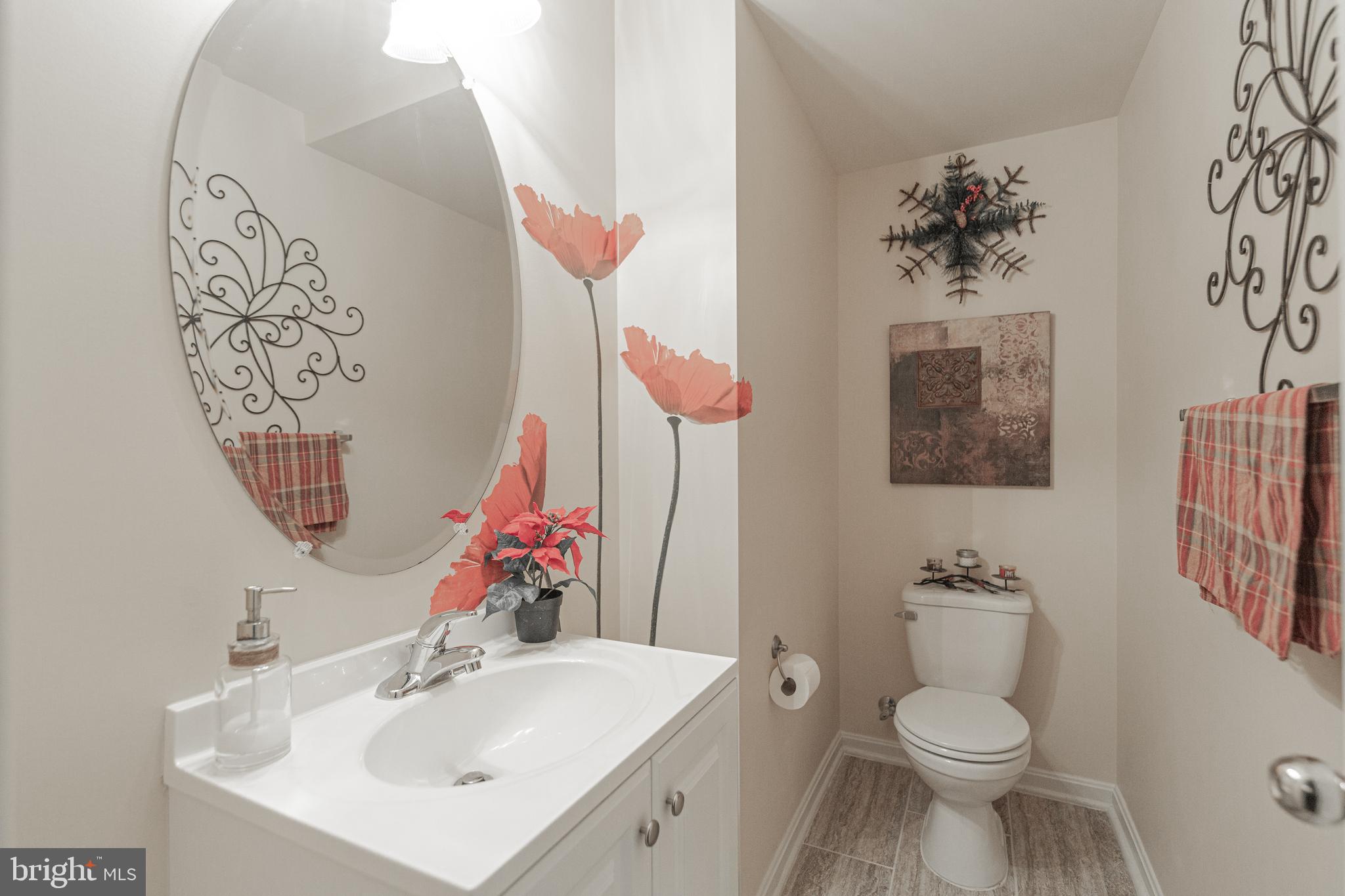 12813 Gate Rail Road, Unit 23U Clarksburg, MD 20871 - Photo 19 of 21 Powder Room