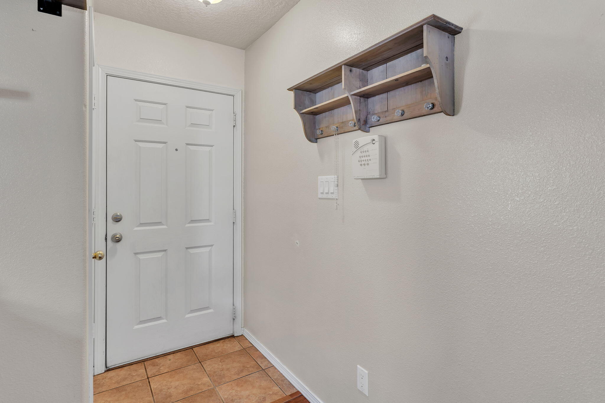 1852 Gallinas Road Rio Rancho, NM 87144 - Photo 16 of 22 Gallery Image 16