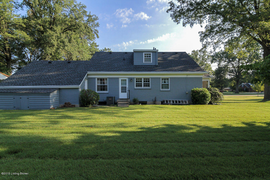 8610 Charing Cross Road Louisville, KY 40222 - Photo 22 of 25 0058
