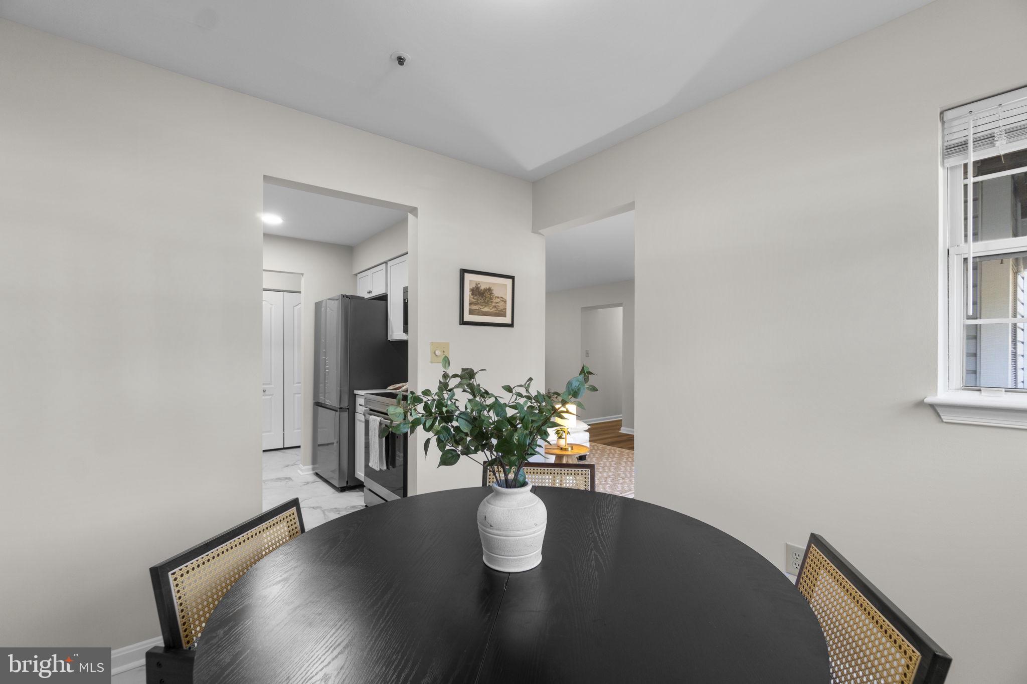 8585 Falls Run Road, Unit D Ellicott City, MD 21043 - Photo 12 of 30 Dining Room