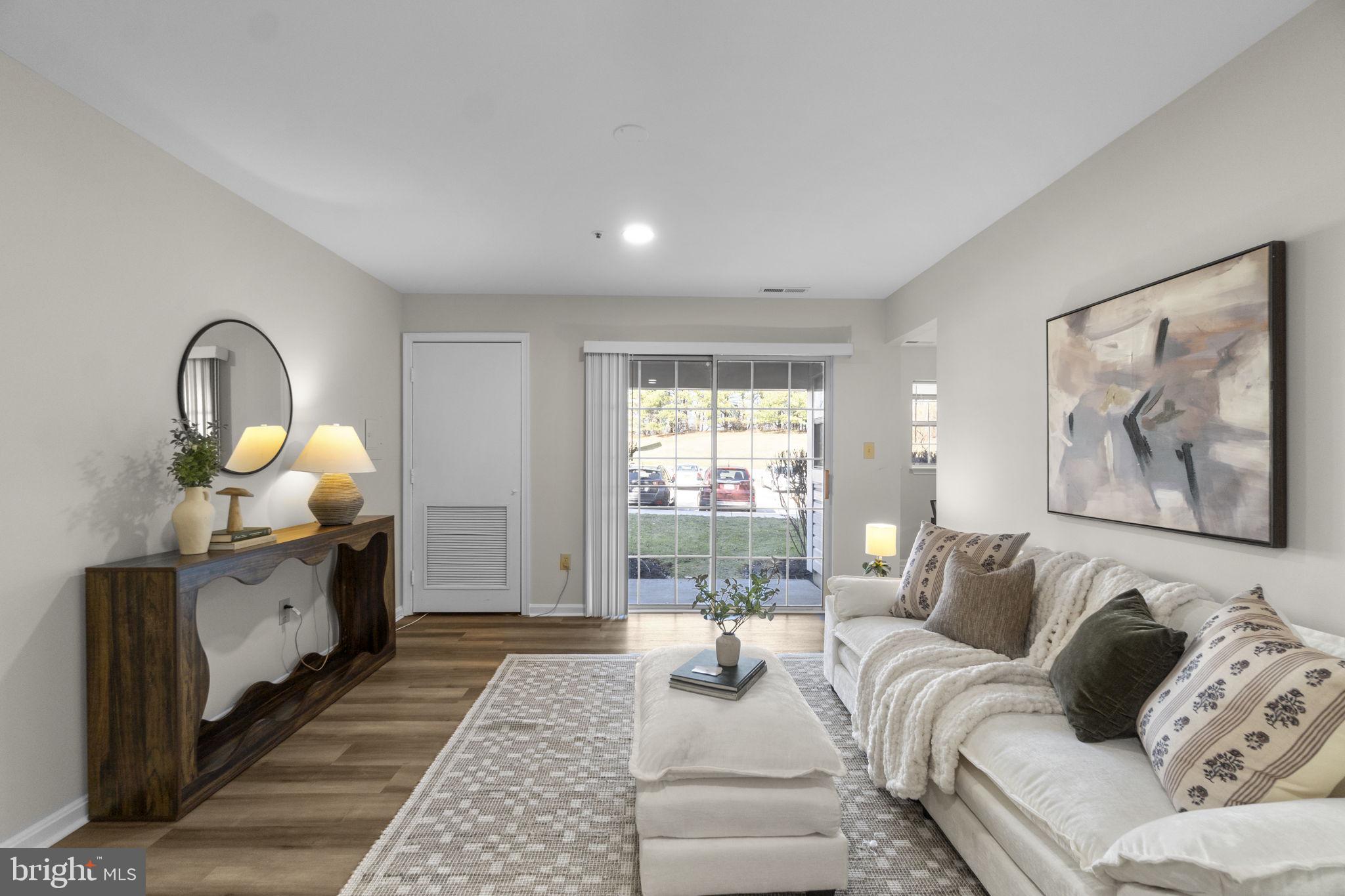 8585 Falls Run Road, Unit D Ellicott City, MD 21043 - Photo 7 of 30 Living Room