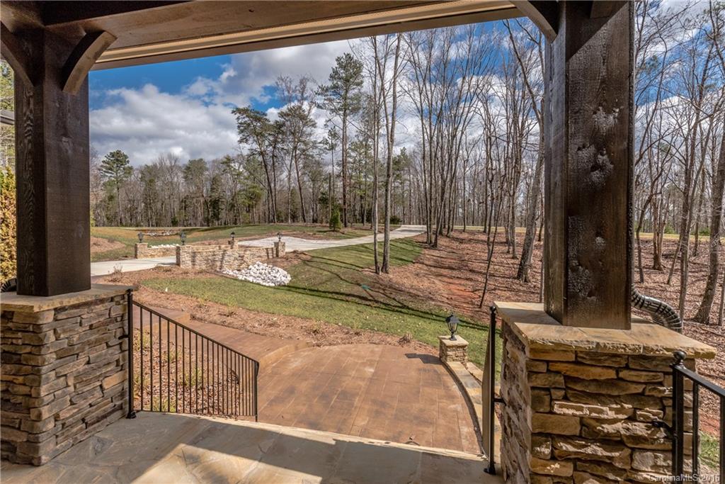 9423 Island Point Road Charlotte, NC 28278 - Photo 3 of 24 Gallery Image 3