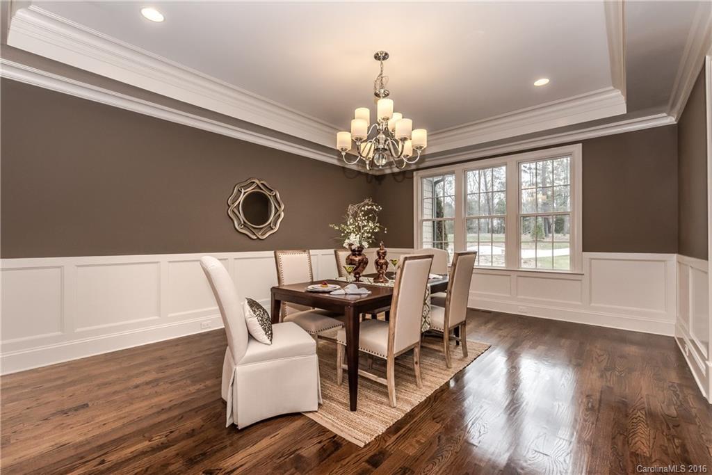 9423 Island Point Road Charlotte, NC 28278 - Photo 6 of 24 Gallery Image 6