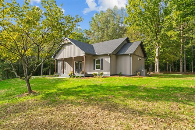 $310,000 | 407 Dawnville Road, Dalton, GA 30721