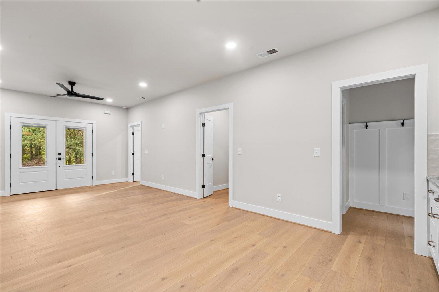 407 Dawnville Road Dalton, GA 30721 - Photo 17 of 51 22-22