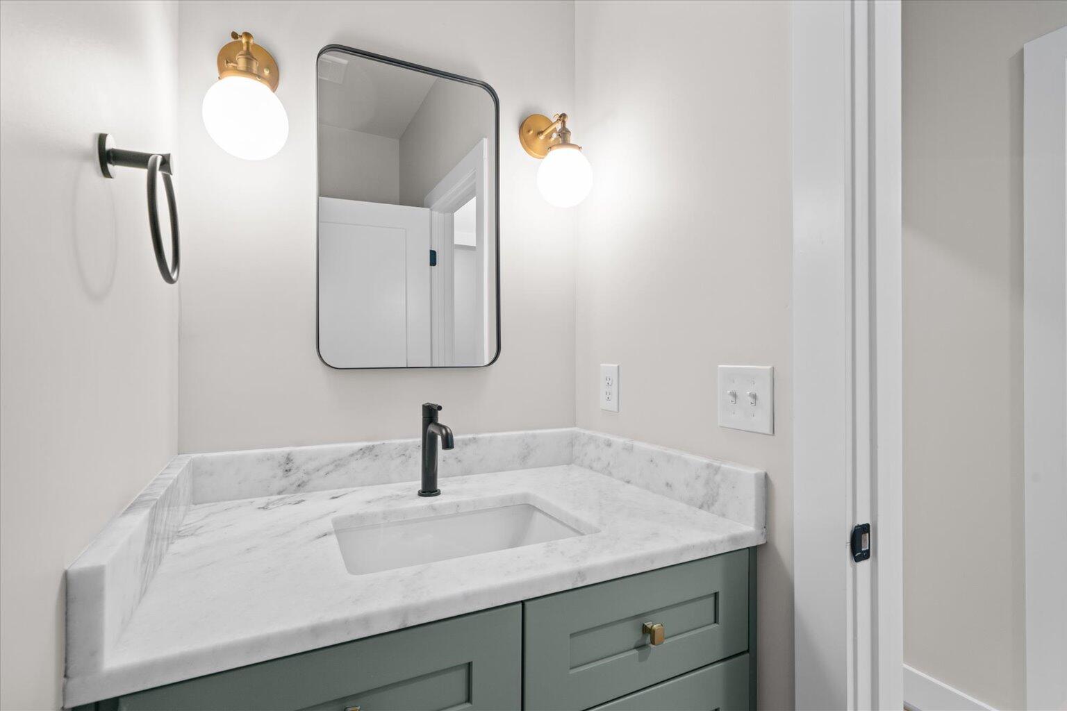 407 Dawnville Road Dalton, GA 30721 - Photo 27 of 51 32-32