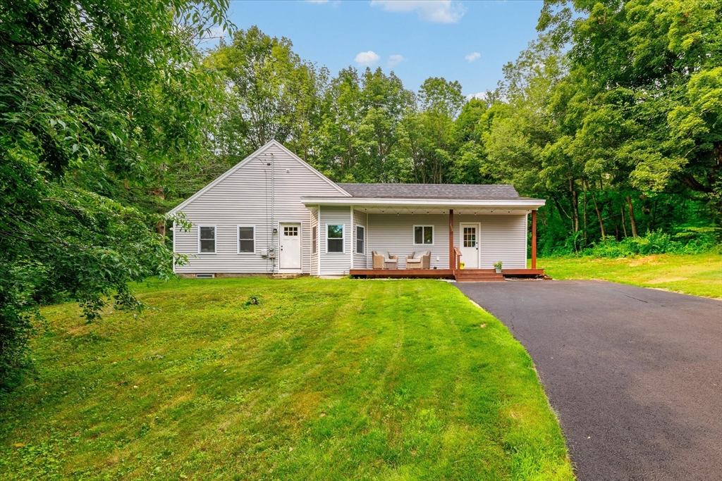 152 North Main Street Templeton, MA 01468 - Photo 1 of 24