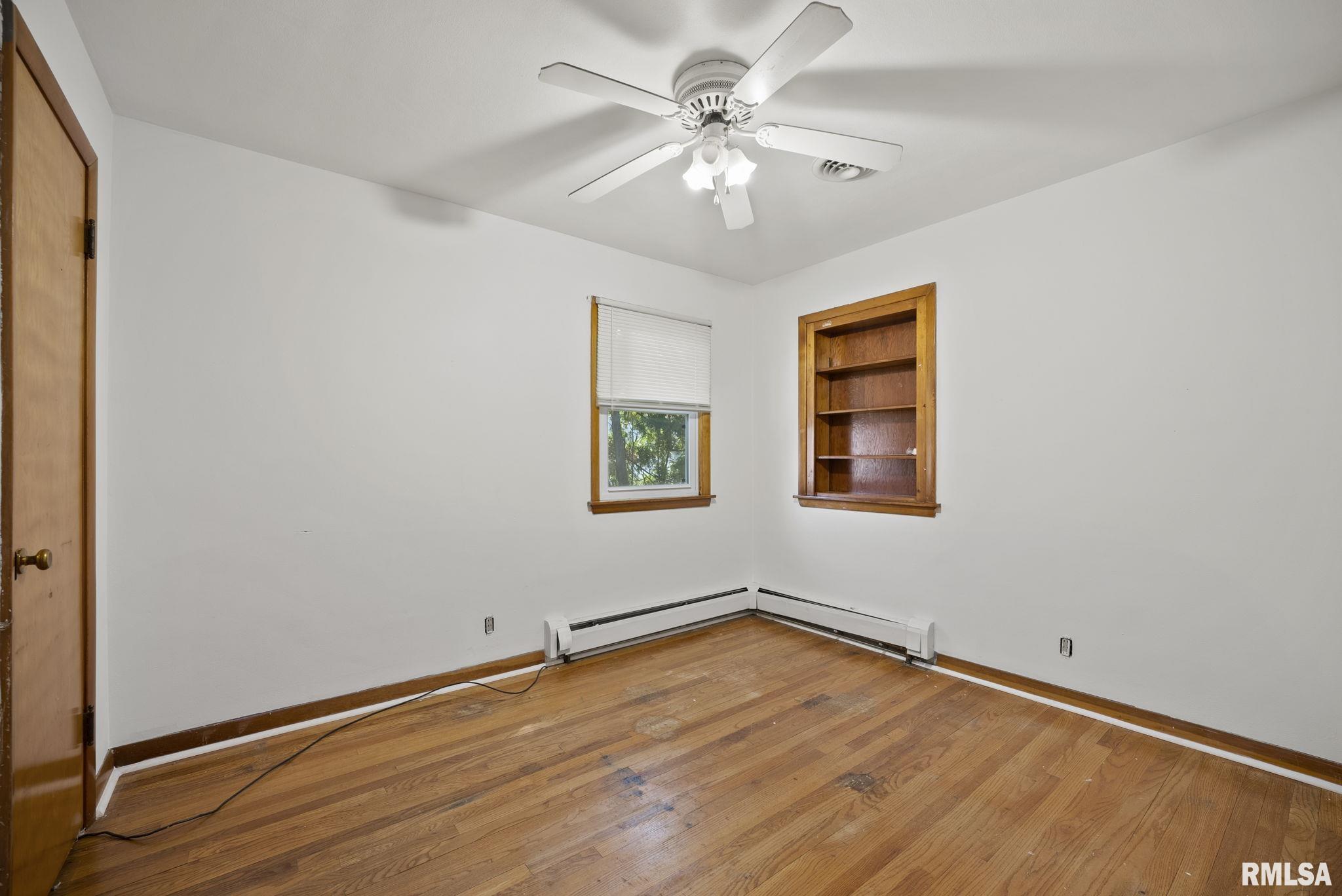 4724 27th Avenue Moline, IL 61265 - Photo 15 of 24