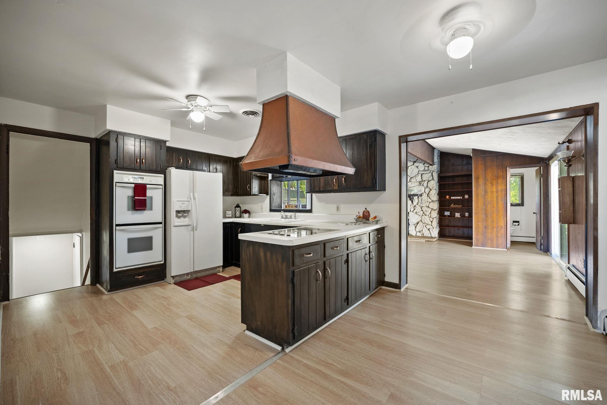 4724 27th Avenue Moline, IL 61265 - Photo 6 of 24