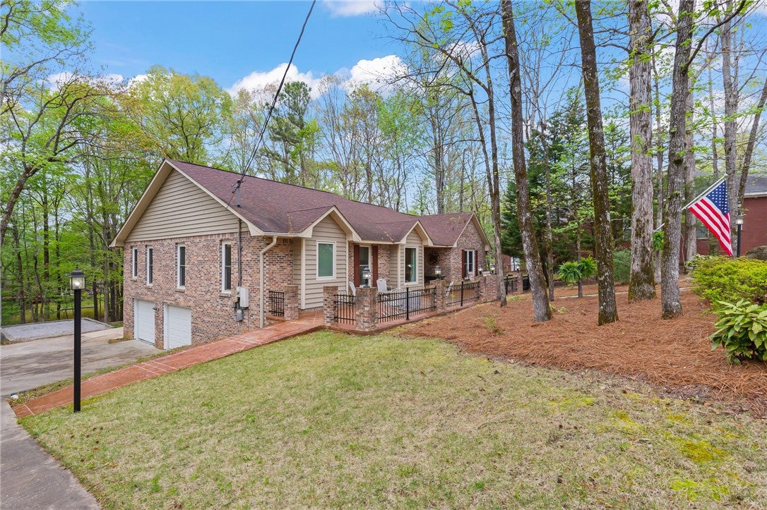 3804 Hamilton Road Opelika, AL 36804 - Photo 1 of 36 Gallery Image 1