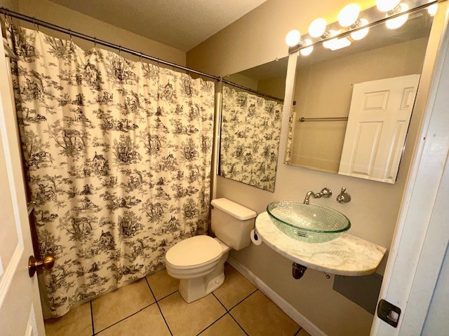 140 High Street, Unit 201 Westerly, RI 02891 - Photo 10 of 19 Bathroom