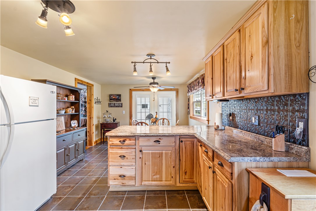 9125 East Shore Road Bath, NY 14810 - Photo 5 of 42