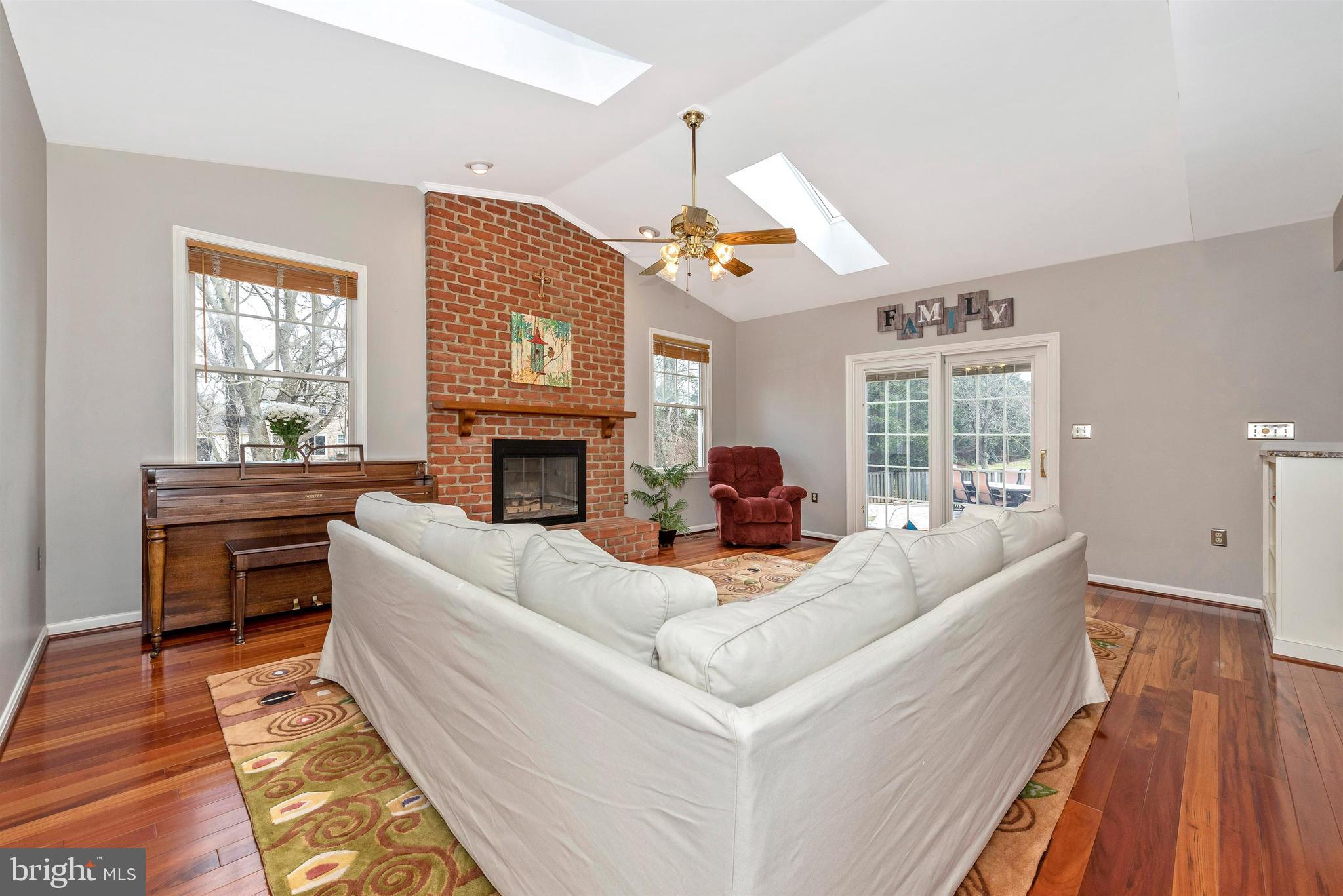 8117 Laurel Ridge Road Frederick, MD 21702 - Photo 30 of 61 Large family room