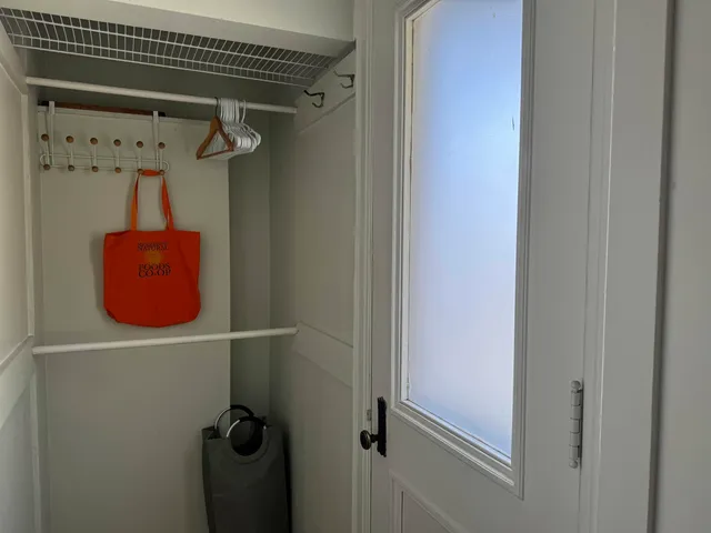 $2,400 | 283 South Union Street, Burlington, VT 05401