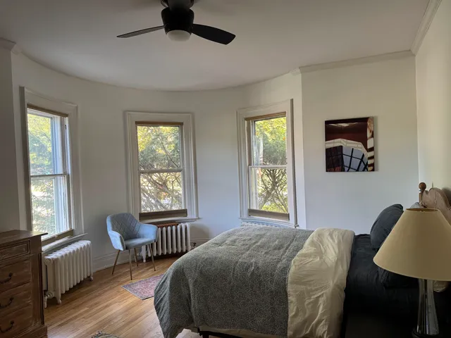 $2,400 | 283 South Union Street, Burlington, VT 05401