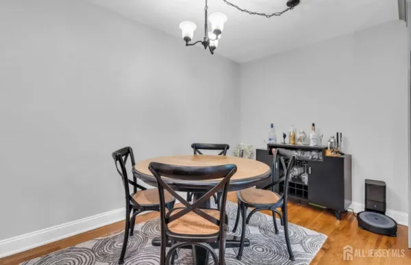 $2,400 | 320 South Street, Morristown, NJ 07960