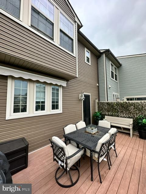 481 Rowan Street Warminster, PA 18974 - Photo 27 of 30 Patio Deck