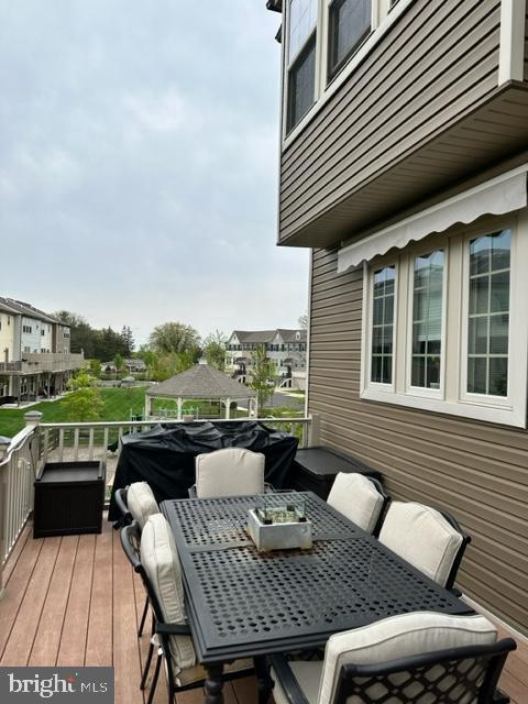481 Rowan Street Warminster, PA 18974 - Photo 28 of 30 Deck w/ Awning