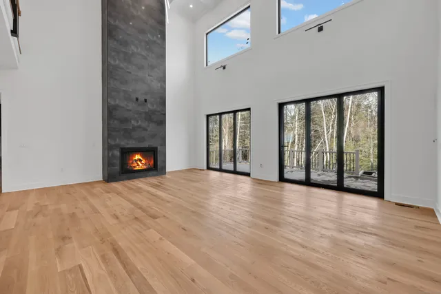 $1,999,999 | 3 Cobtail Way, Simsbury, CT 06070