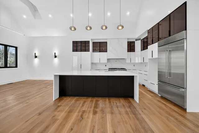 $1,999,999 | 3 Cobtail Way, Simsbury, CT 06070