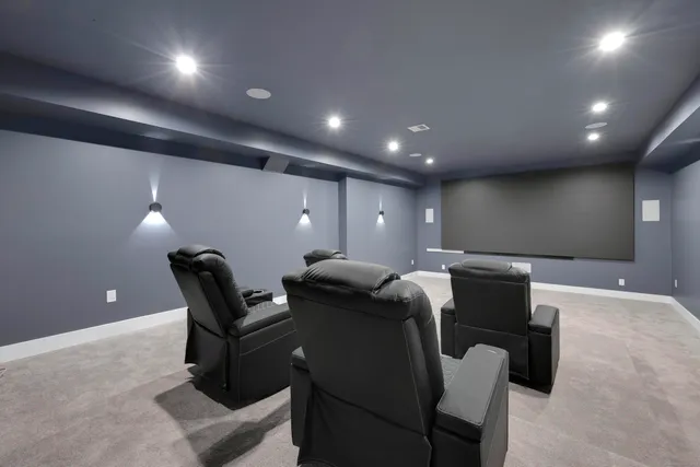 $1,999,999 | 3 Cobtail Way, Simsbury, CT 06070