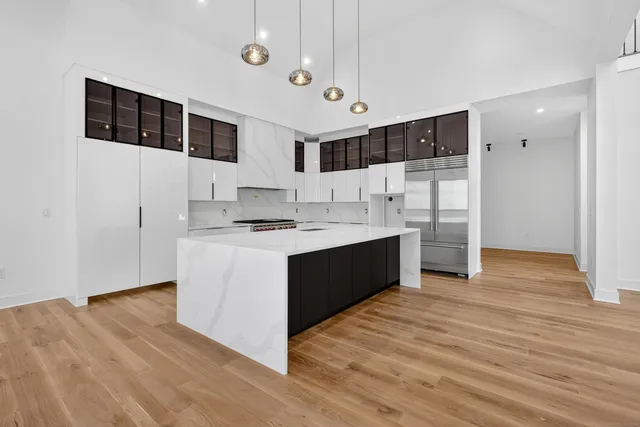 $1,999,999 | 3 Cobtail Way, Simsbury, CT 06070